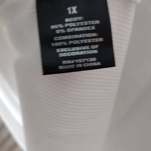 Kiss & Fly White Ruffle Sleeve Ribbed Top Size 1X Flutter Sleeve Blouse - Picture 8 of 8